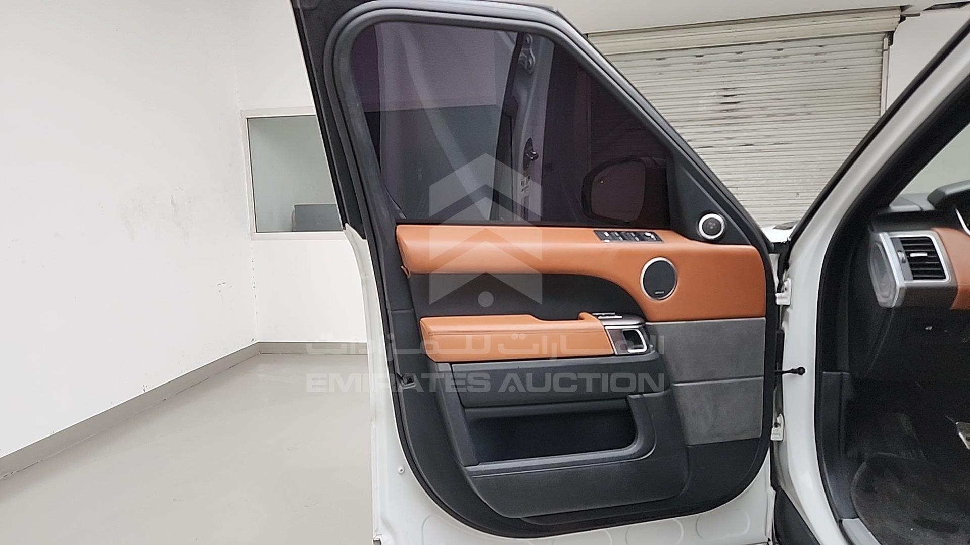 2014 RANGE ROVER SPORT VIN: SALWA2EF8EA305921