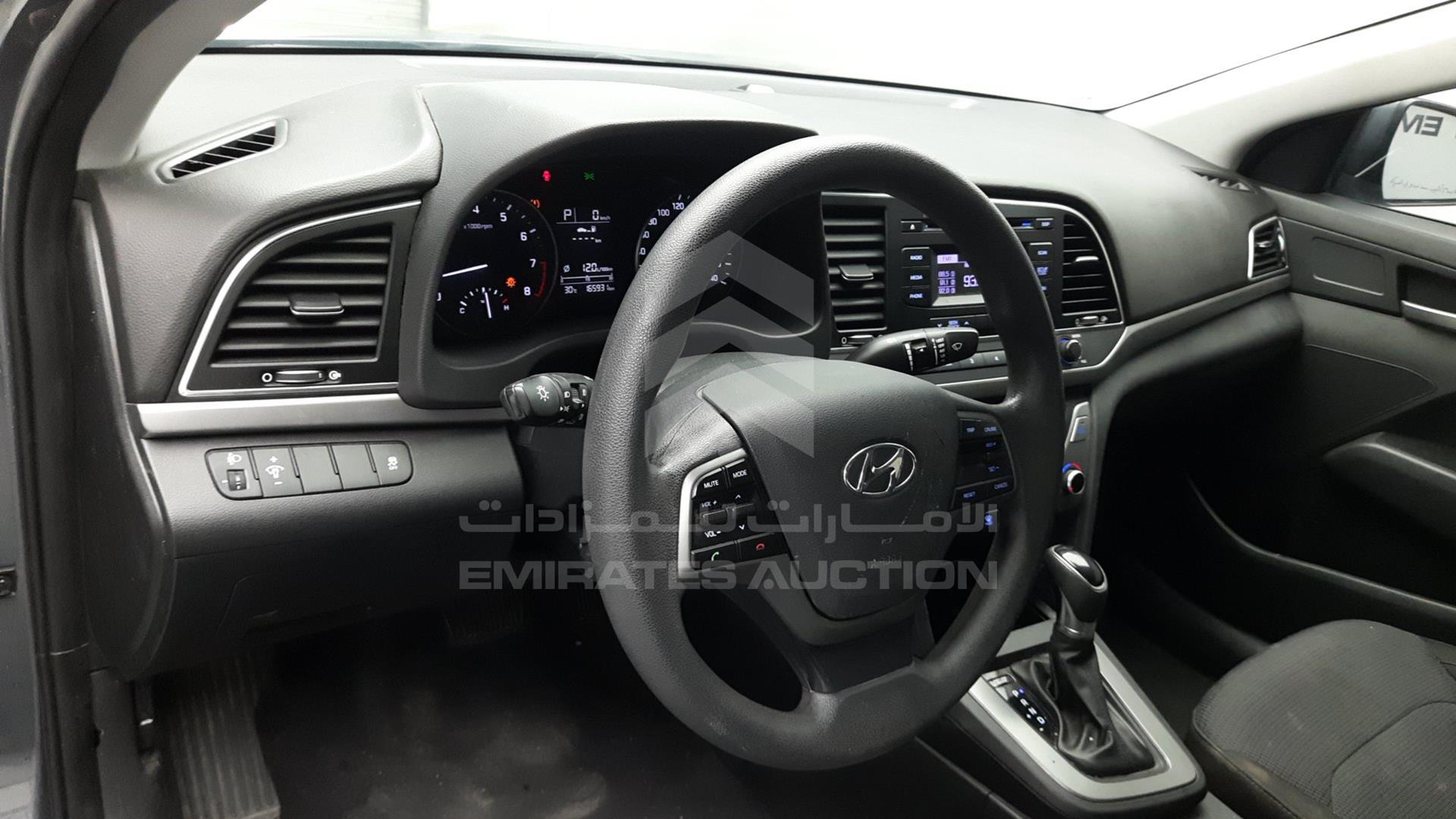 2017 HYUNDAI ELANTRA VIN: KMHD741CXHU399092