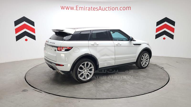 SALVA2BG0EH935397 Auction: EmiratesAuction Lot: 416781 SALVA2BG0EH935397 Range Rover Evoque 2014 WHITE Photo 51