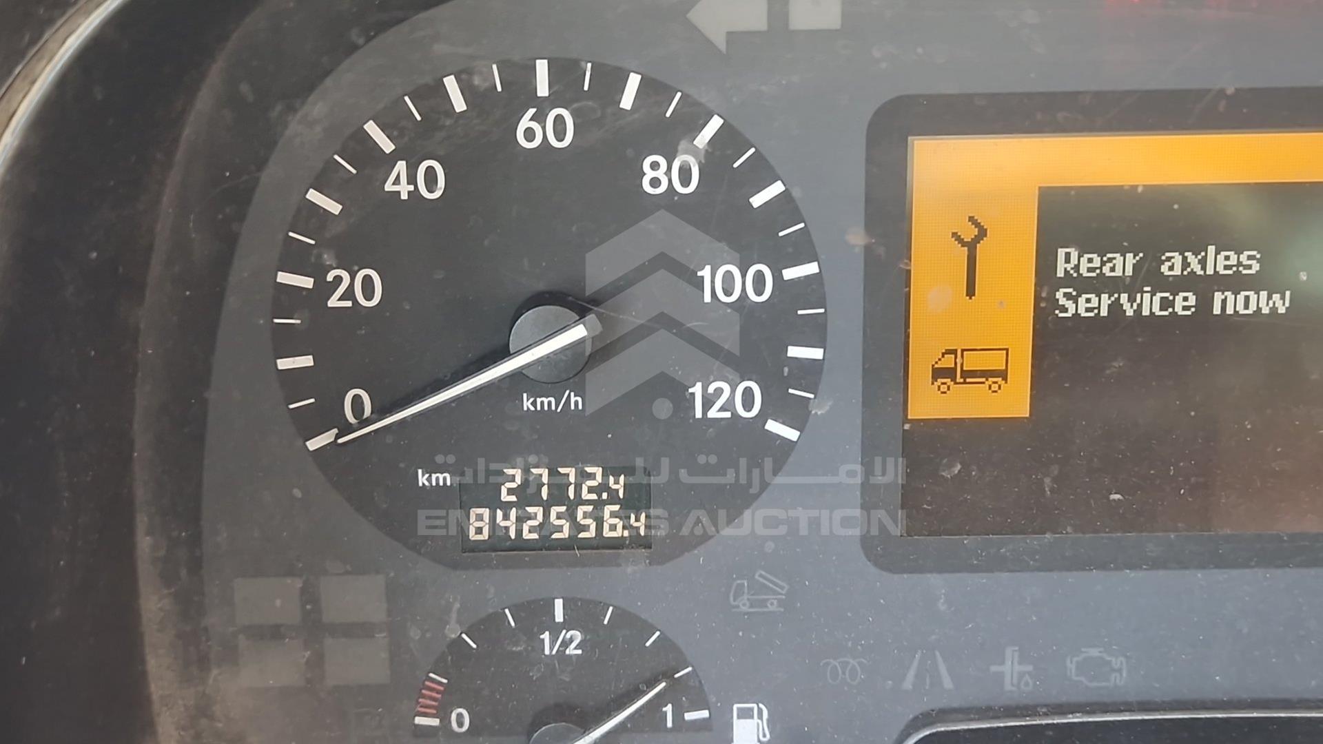 2008 MERCEDES ACTROS VIN: WDAKHCAA98L279424