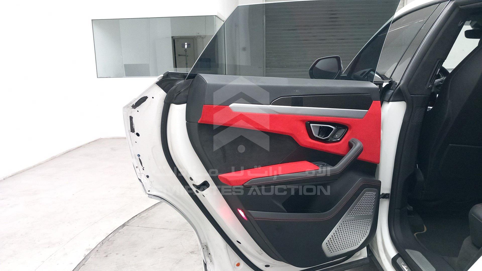 2019 LAMBORGHINI URUS MY19 VIN: ZPBEA1ZL8KLA00652