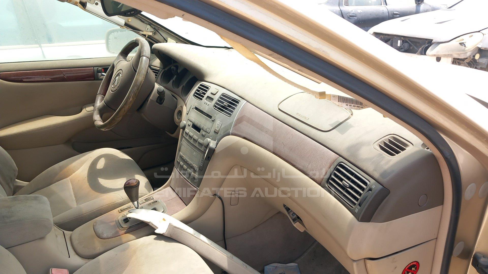 2003 LEXUS ES 300 VIN: JTHBF30G430135510