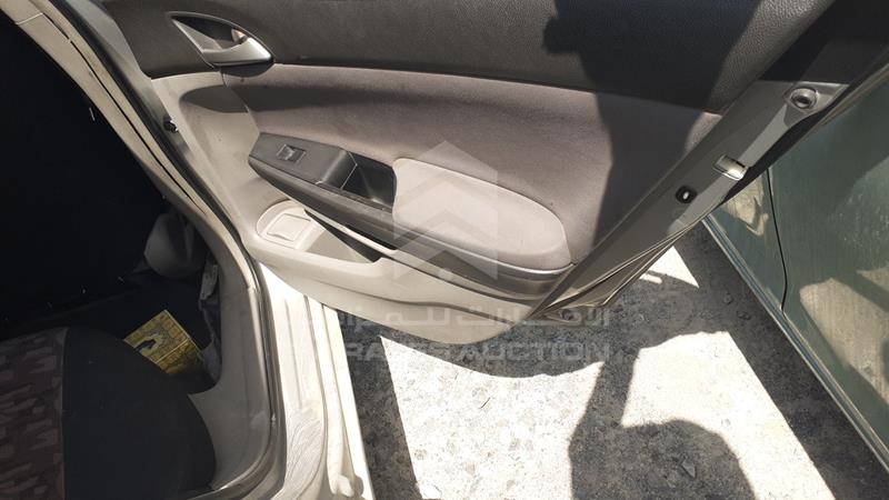 JHMCP26328C404867 Auction: EmiratesAuction Lot: 412009 JHMCP26328C404867 Honda Accord 2008 SILVER Photo 24