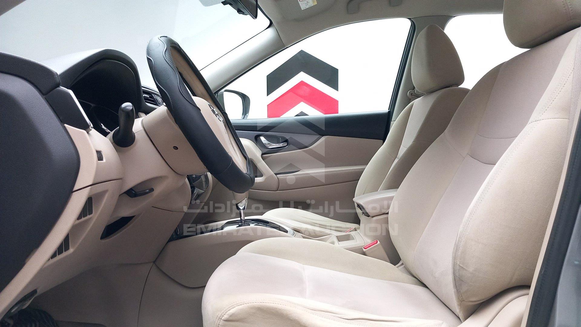 2015 NISSAN X-TRAIL VIN: JN1BT2MN0FW001014