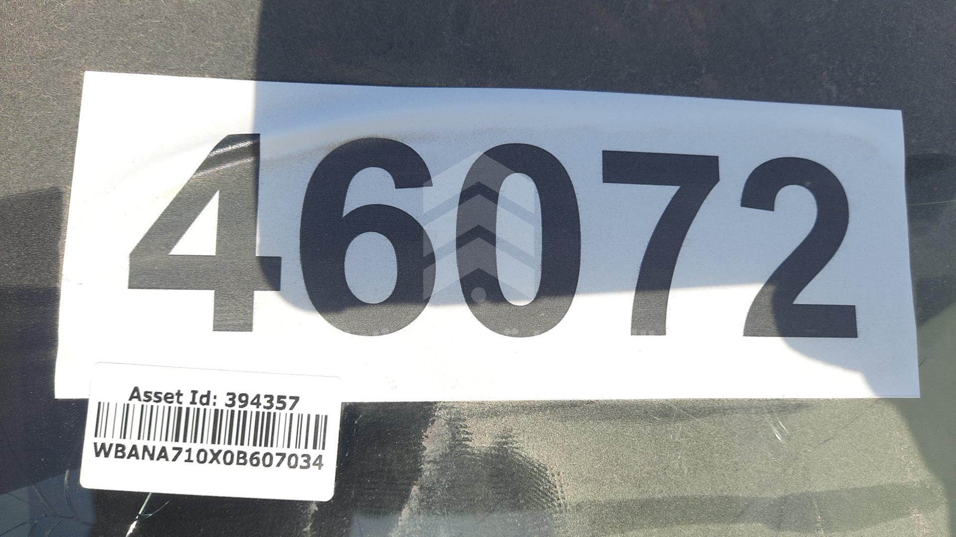 0 BMW 530I VIN: WBANA710X0B607034