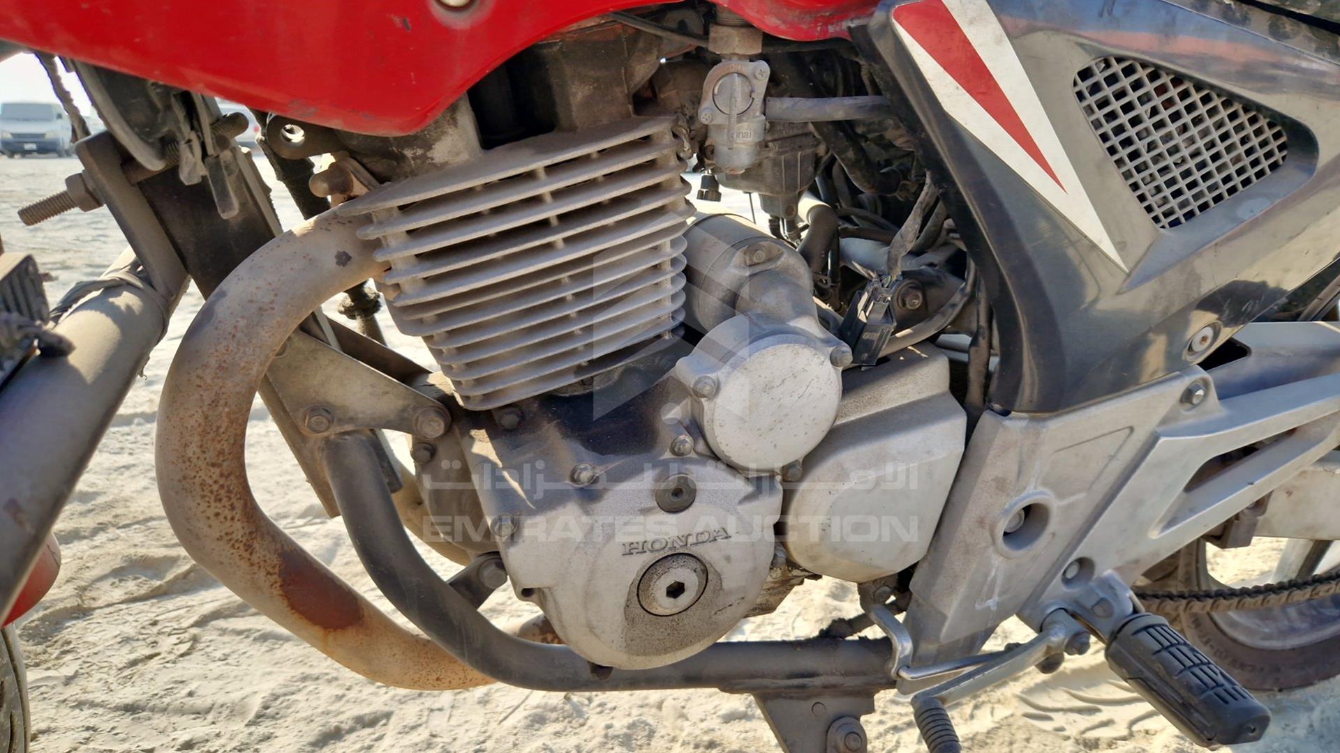 2014 HONDA MOTORBIKE VIN: 9C2MC3504ER350232