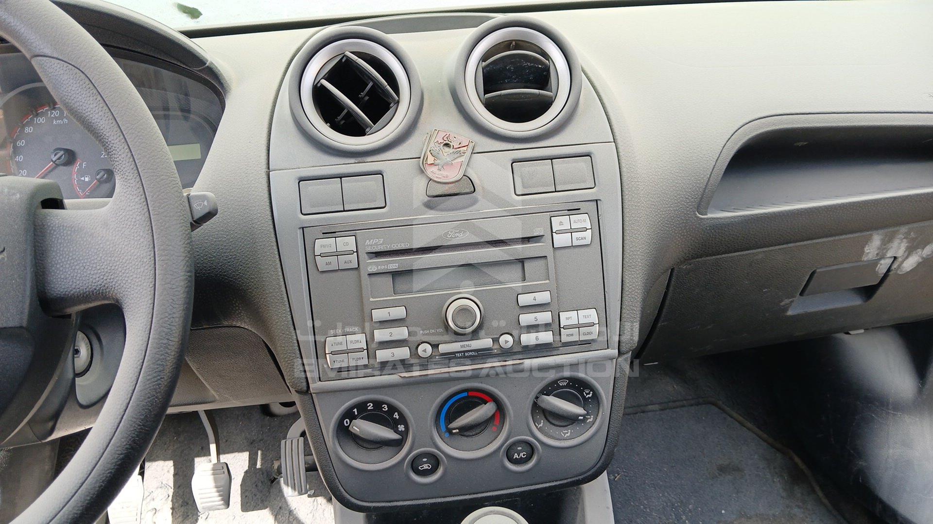 2012 FORD FIGO VIN: MAJTJ1ZC3CAP22466