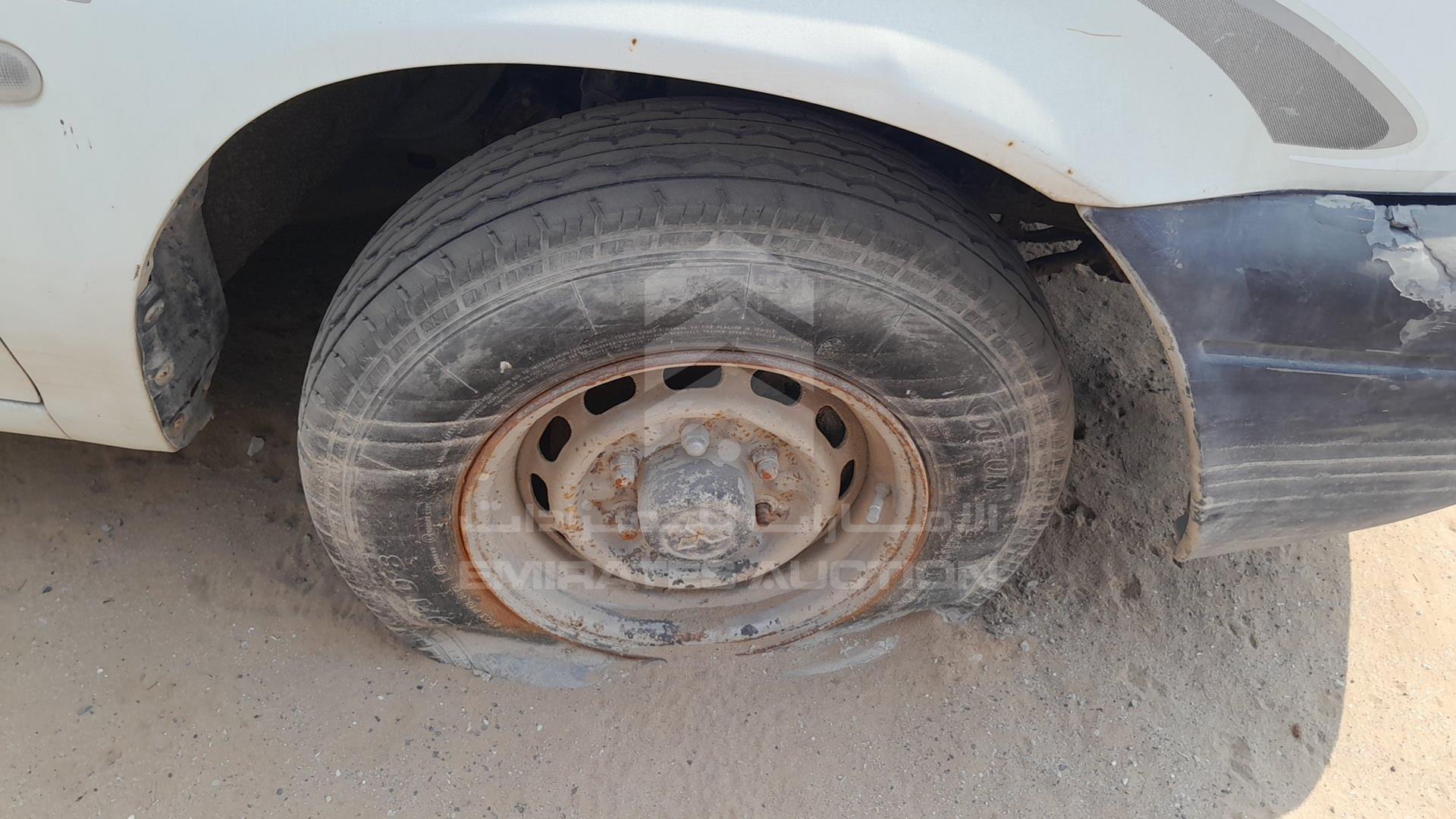 2004 MITSUBISHI L 200 VIN: MMBJNK6204D086136