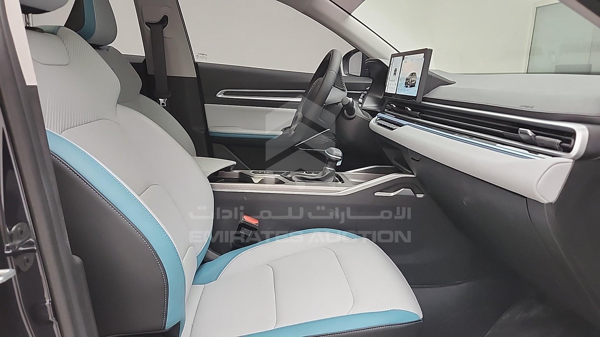 2025 GEELY EMGRAND VIN: LB3F31S35SG014751