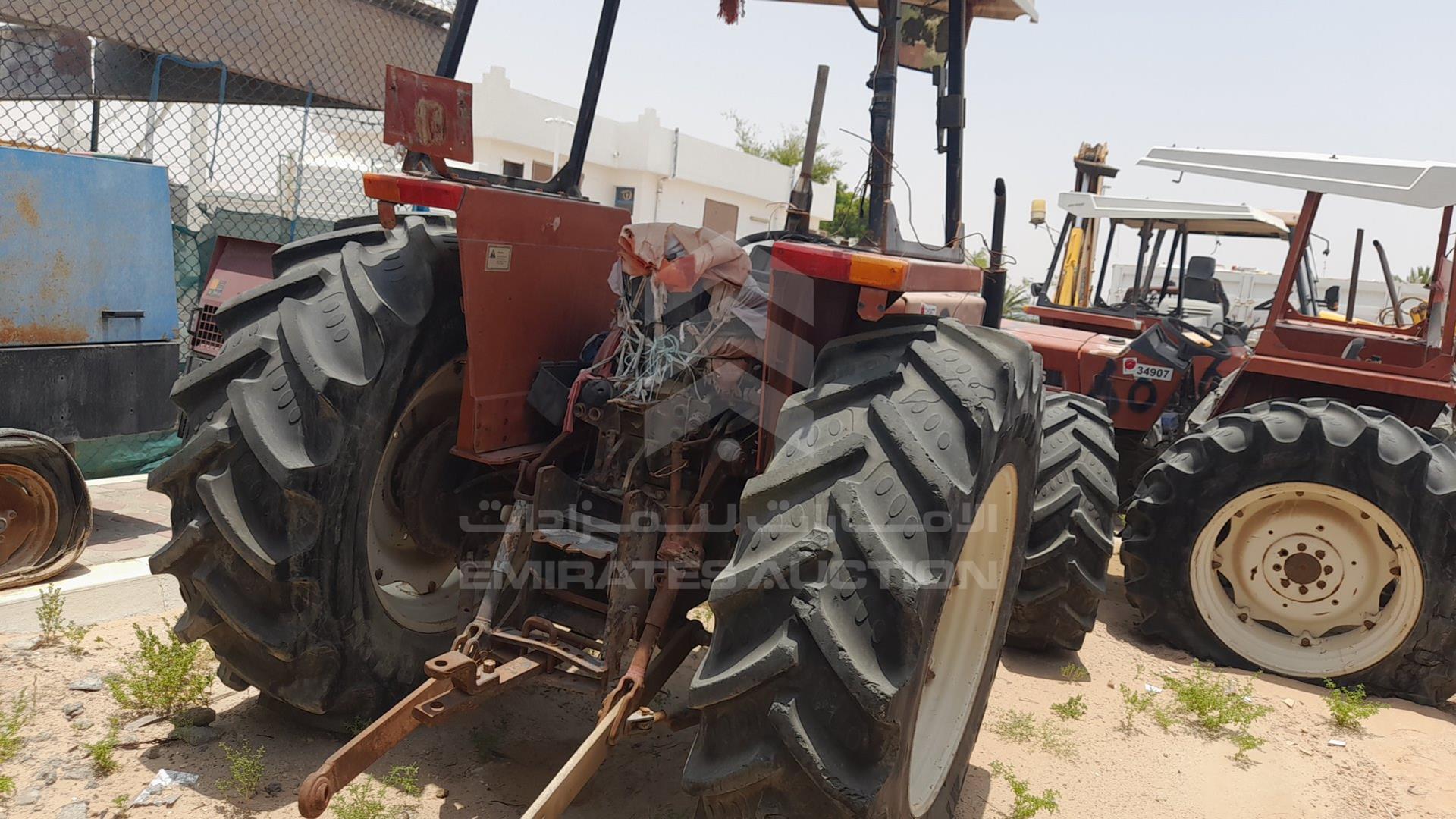 0 TRACTOR --- VIN: 001117859