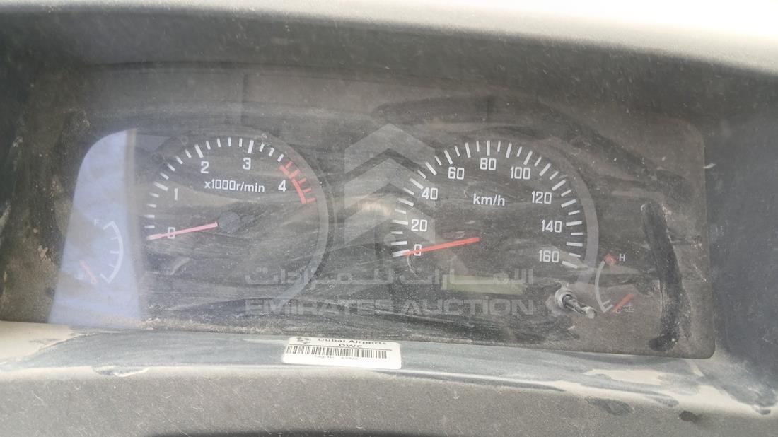 2009 Isuzu Reward NP — Speedometer & RPM Gauges — Photo 14