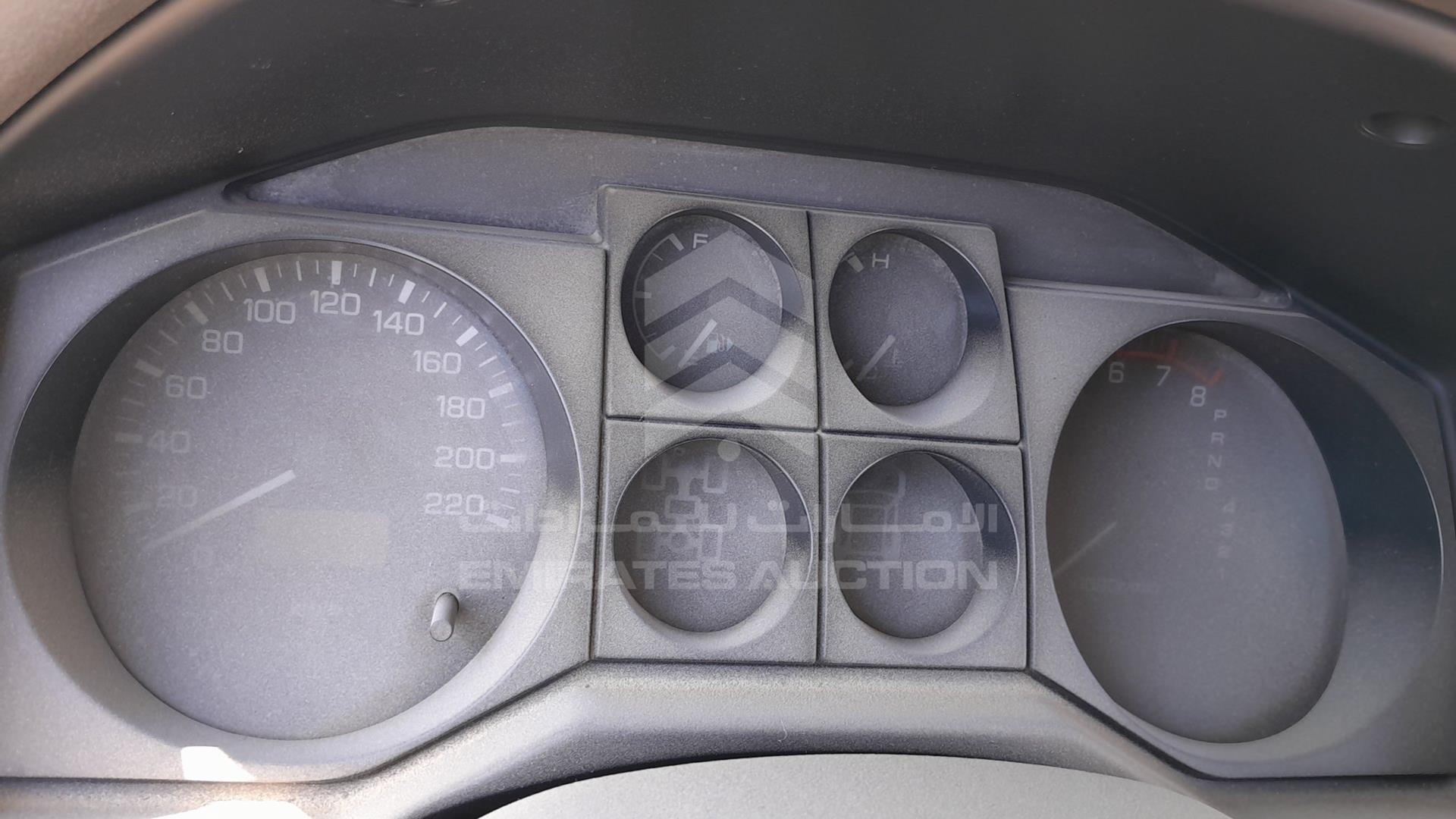 2006 MITSUBISHI PAJERO VIN: JMYMRV63W6J709529