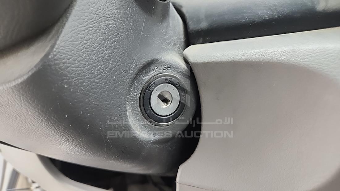 2009 Toyota Camry — Keys — Photo 4