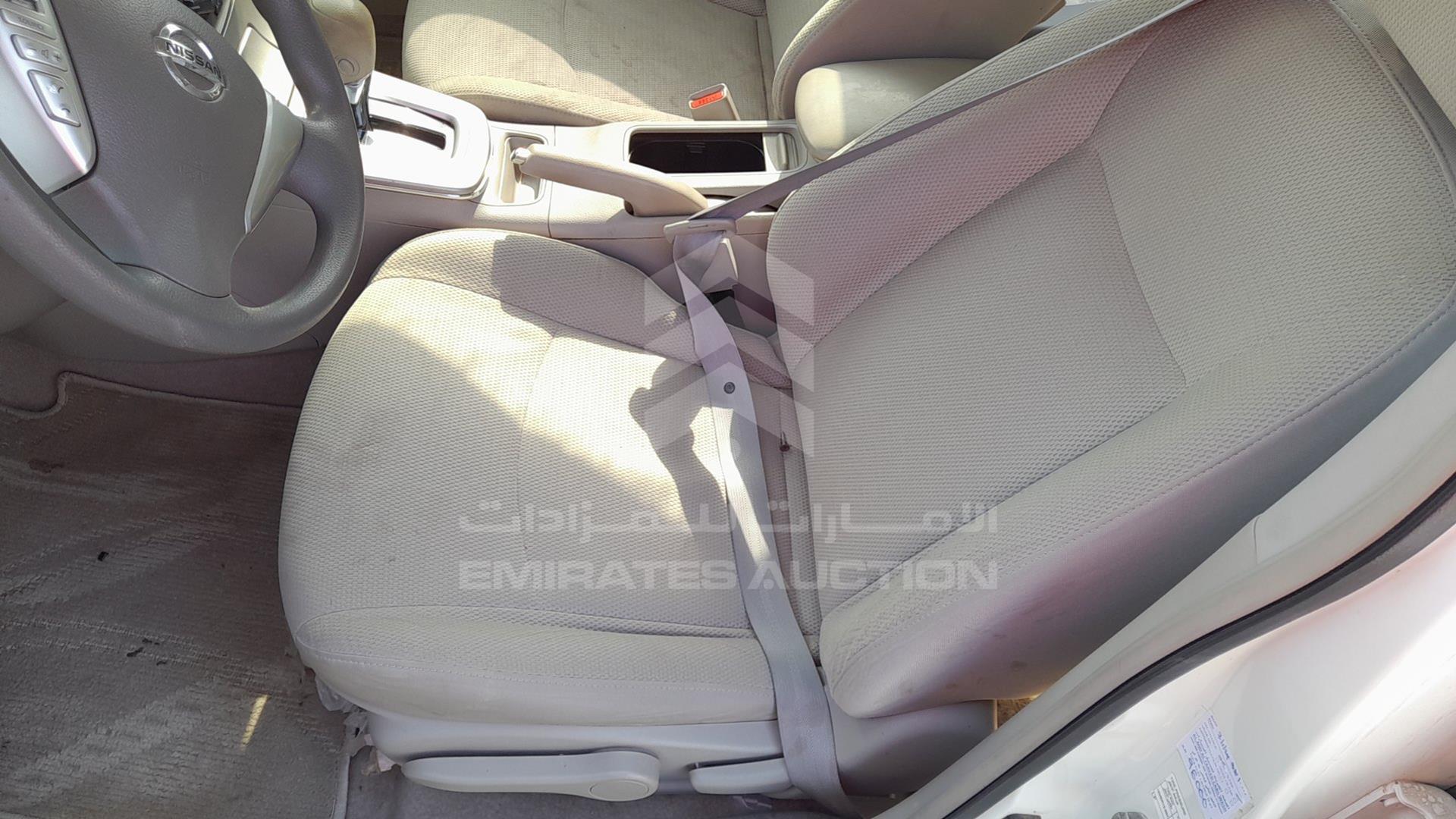 2015 NISSAN TIIDA VIN: MNTBC2C92F6008234