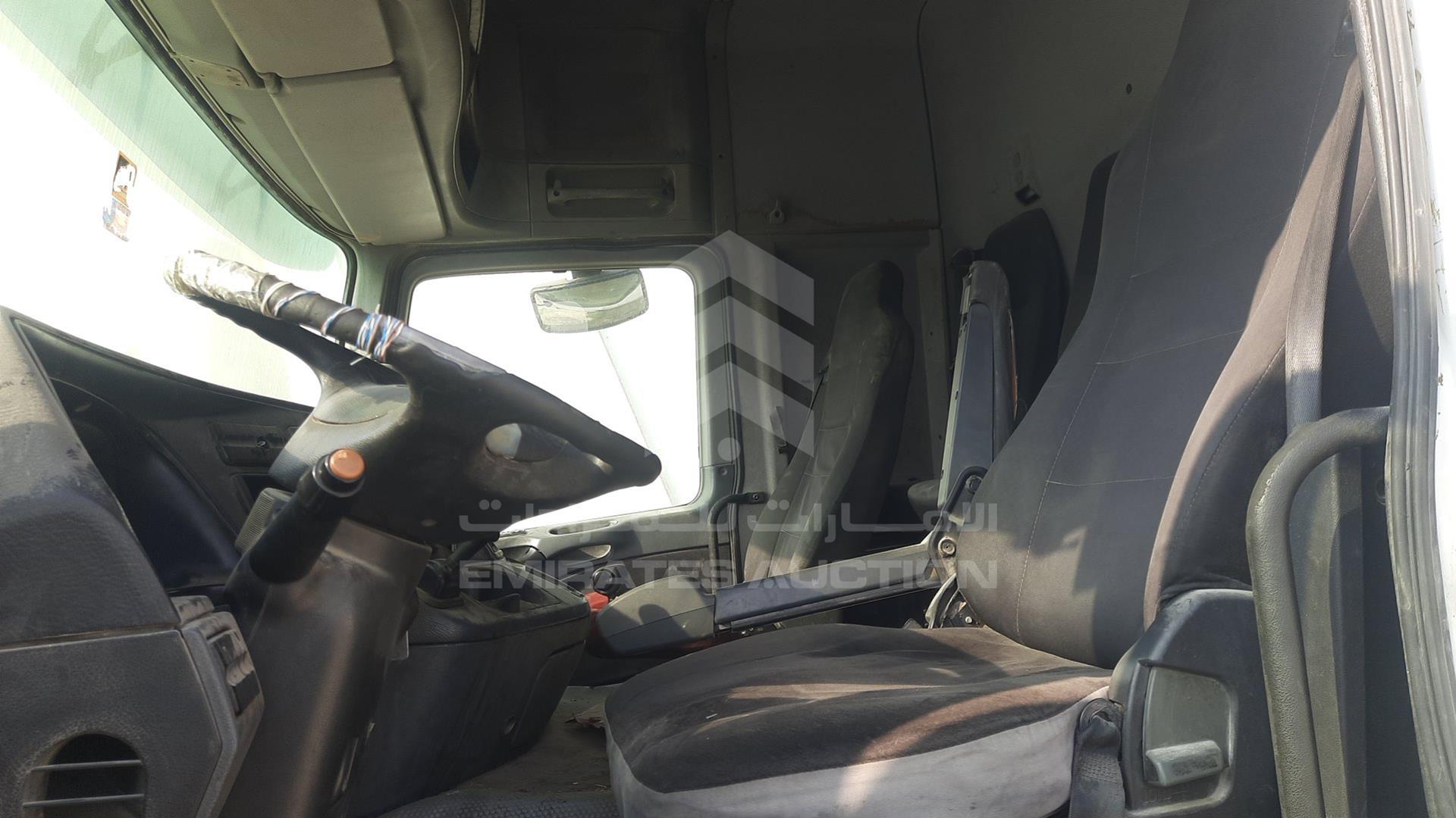 2008 MERCEDES ACTROS VIN: WDAKHCAA08L279425