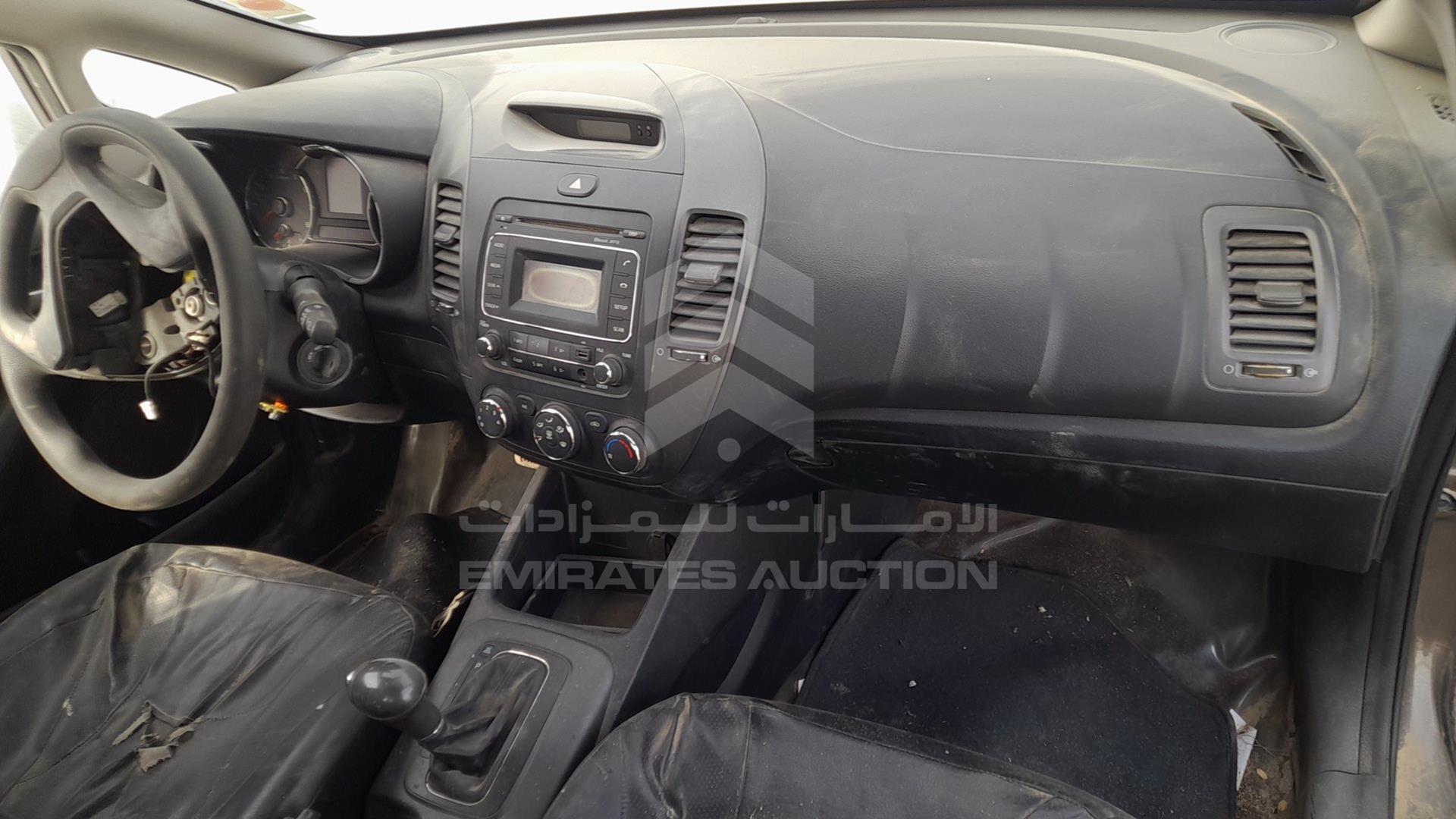 2015 KIA CERATO VIN: KNAFJ4113F5891562