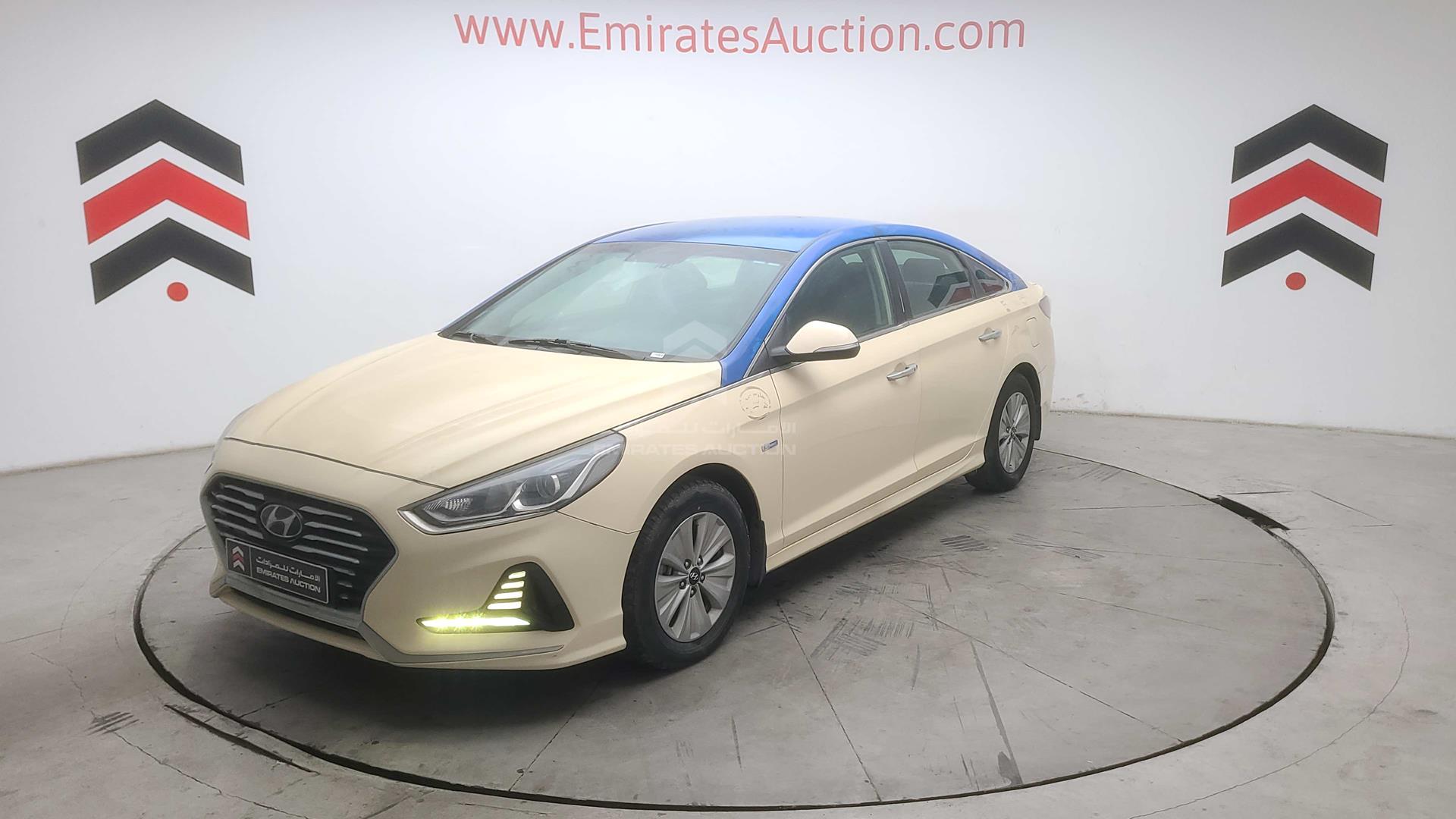 2019 HYUNDAI SONATA HYBRID VIN: KMHE24137KA093091