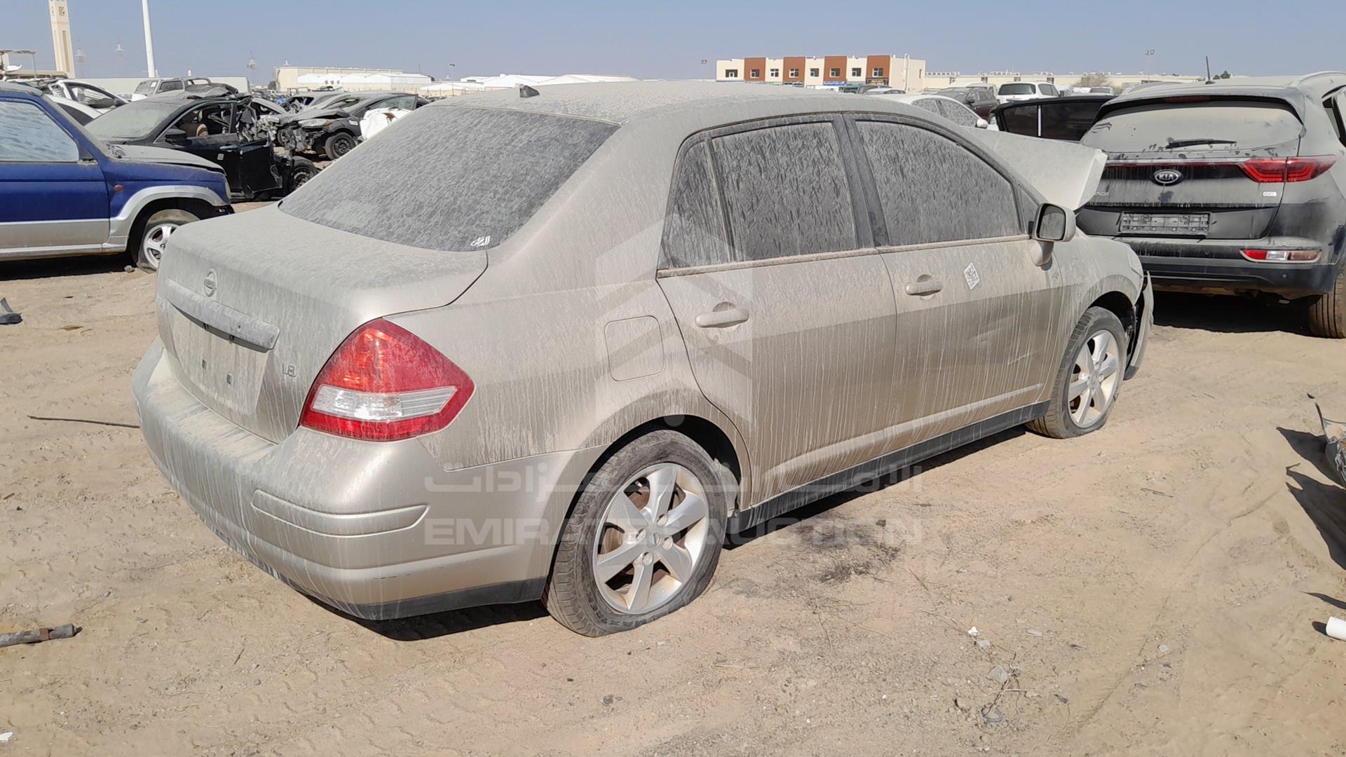 2011 NISSAN TIIDA VIN: 3N1BC1A80BL369878