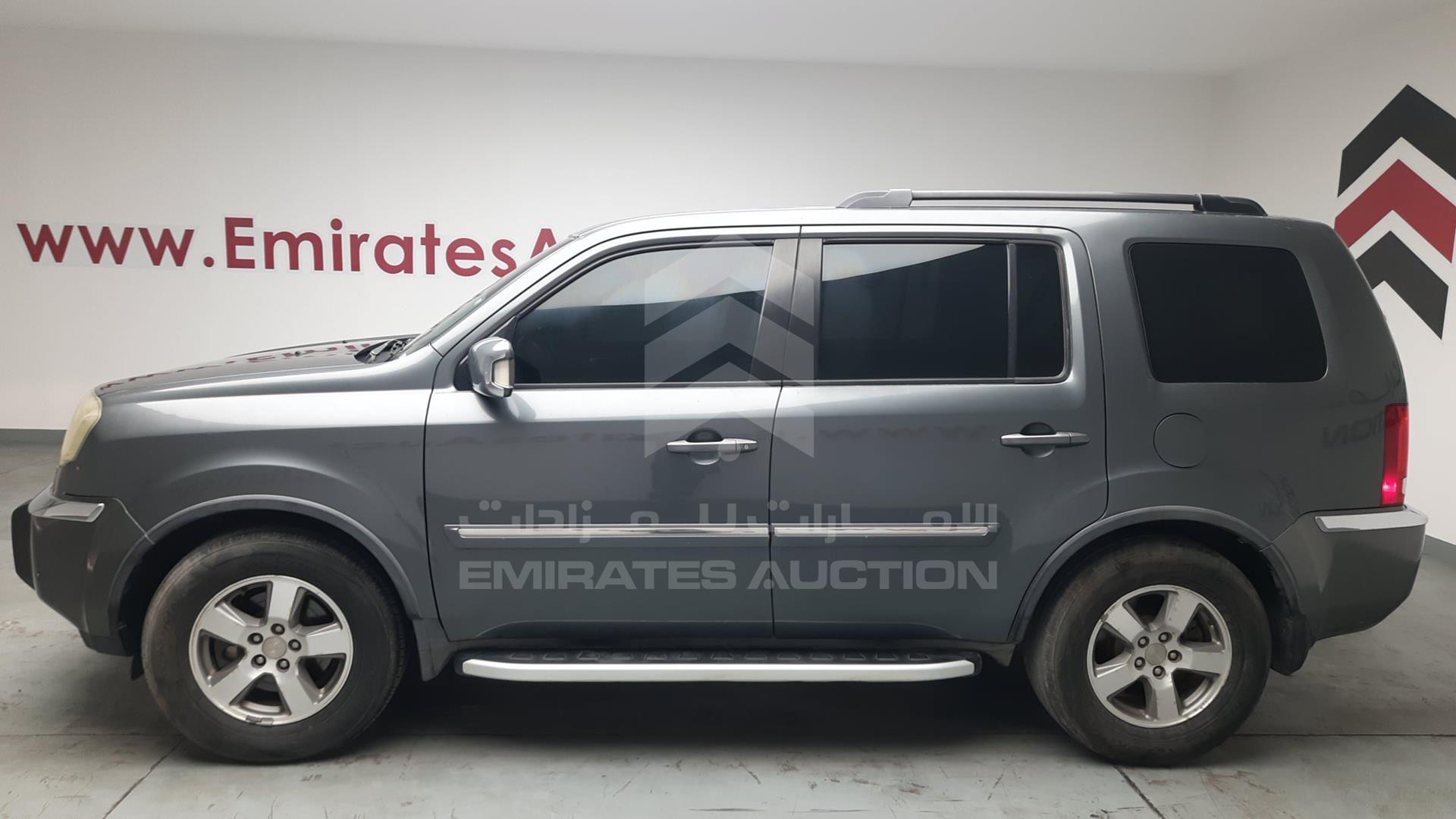 2011 HONDA PILOT VIN: 5FNYF4856BB701140