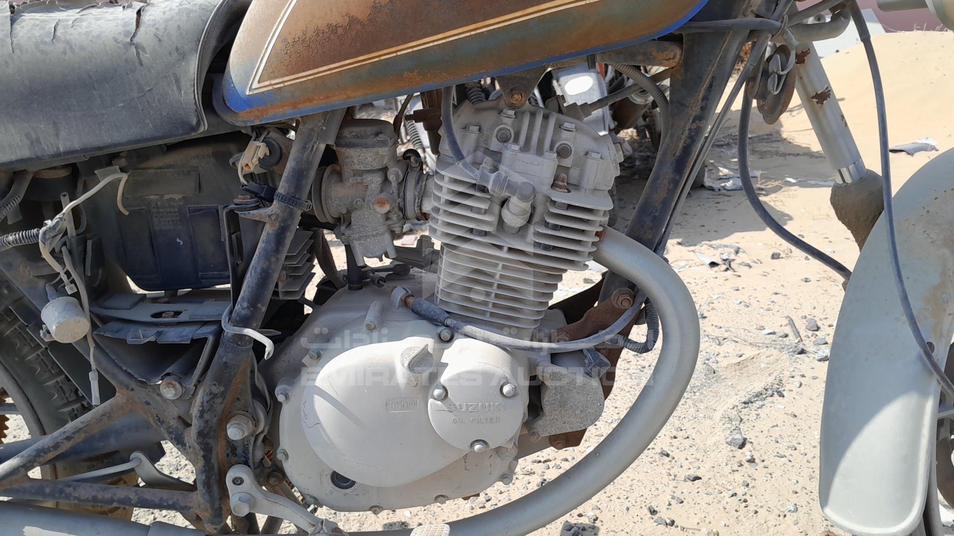 0 SUZUKI MOTORBIKE VIN: LC6PCJG9450803669