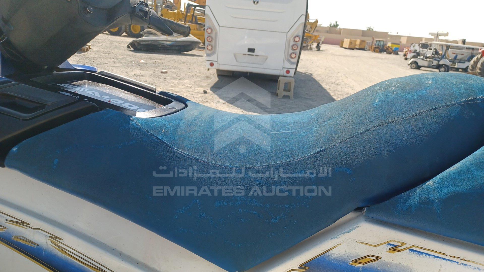 0 JET SKI + TROLLEY SEA DOO VIN: ZZN41052B207
