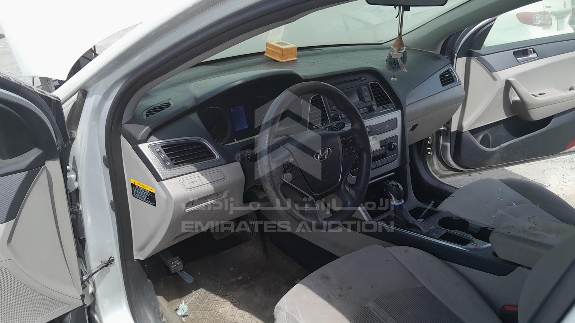 2015 HYUNDAI SONATA VIN: 5NPE24AF0FH154715