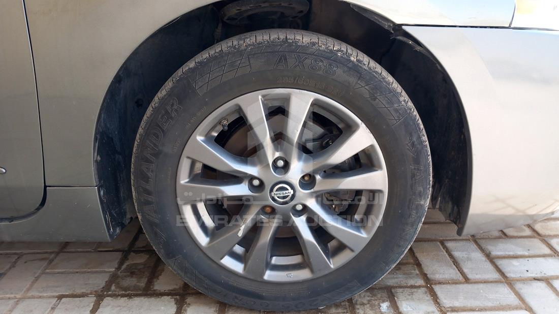 2015 Nissan Altima — Front Right Tyre — Photo 30