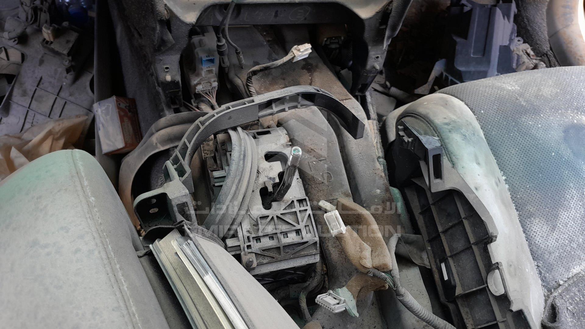 2007 LEXUS LS 460 VIN: JTHBL46F575037284