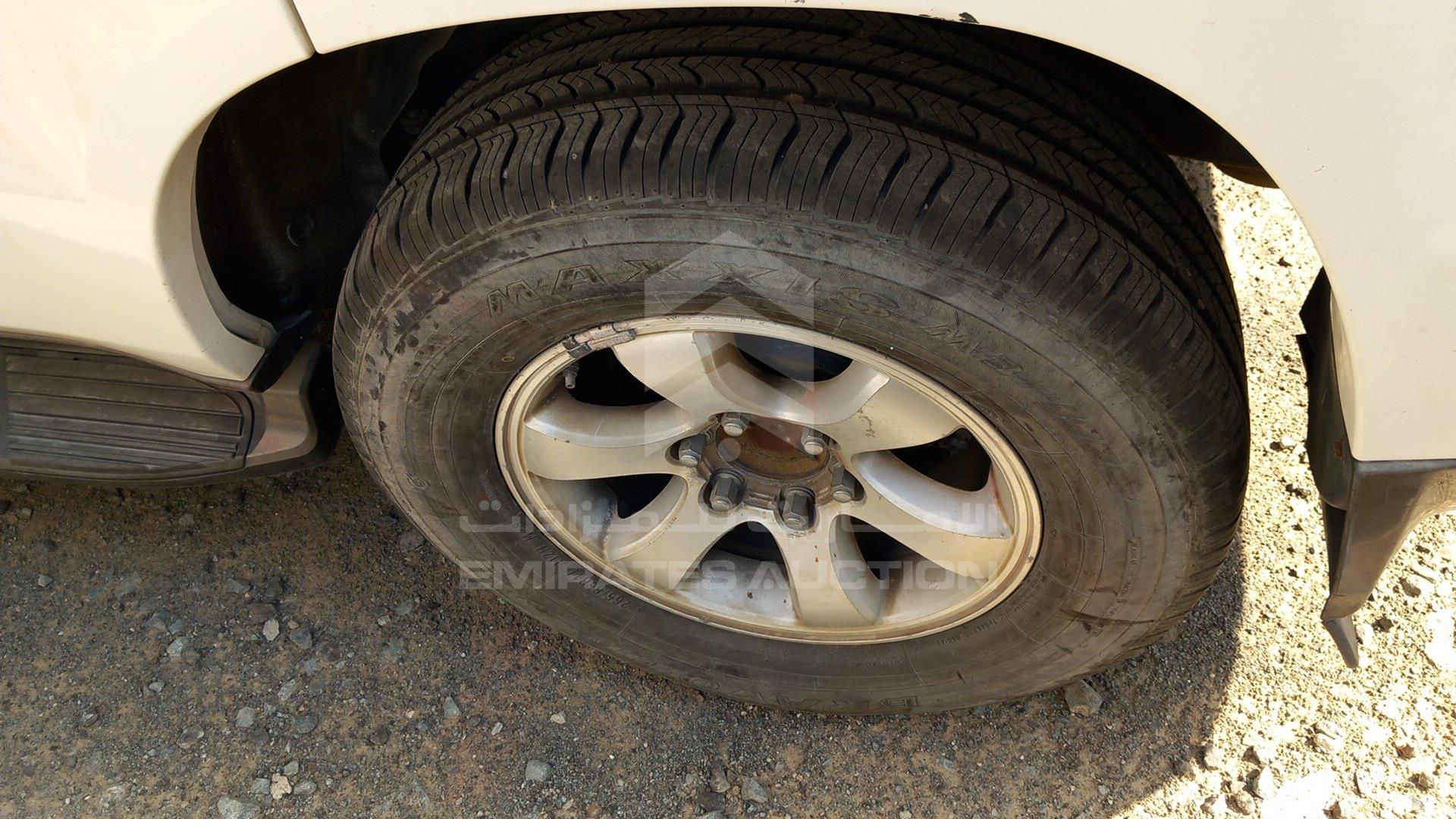 2008 TOYOTA PRADO VIN: JTEBU25J985118939