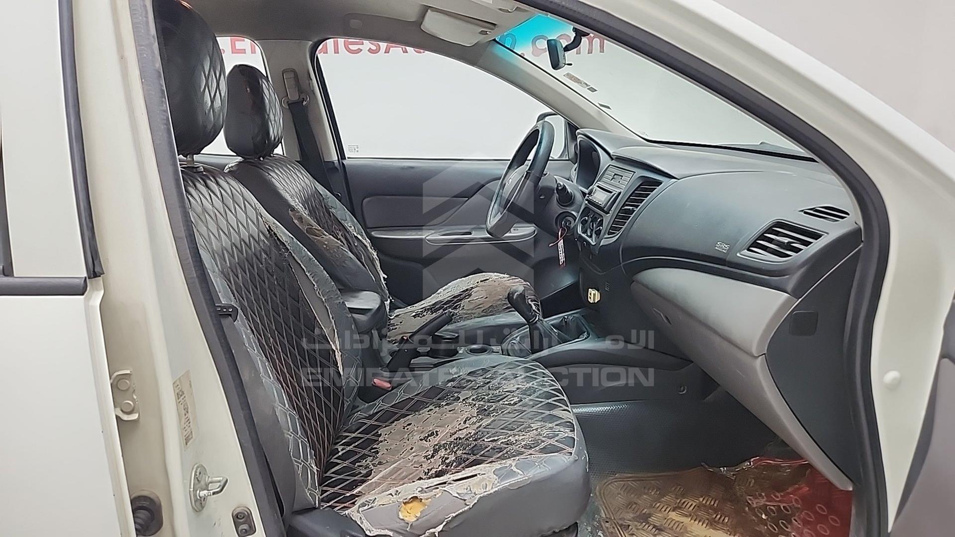 2016 MITSUBISHI L 200 VIN: MMBJNKJ40GH006158