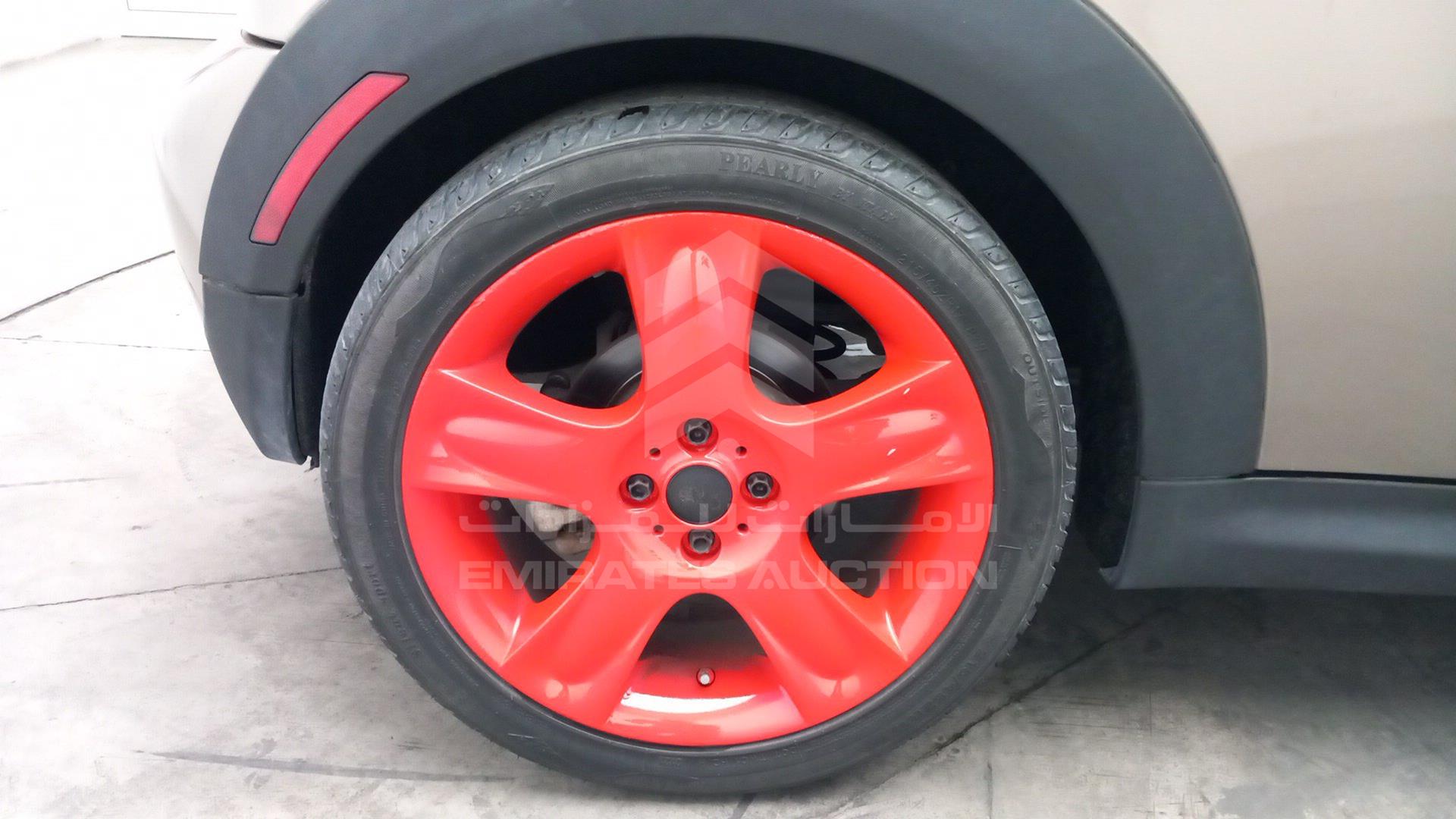 2013 MINI COOPER VIN: WMWSU3C52DT684427