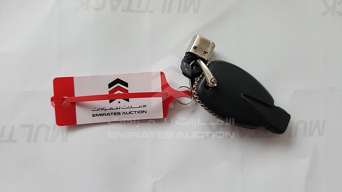 2017 Infiniti QX 30 — Keys — Photo 7