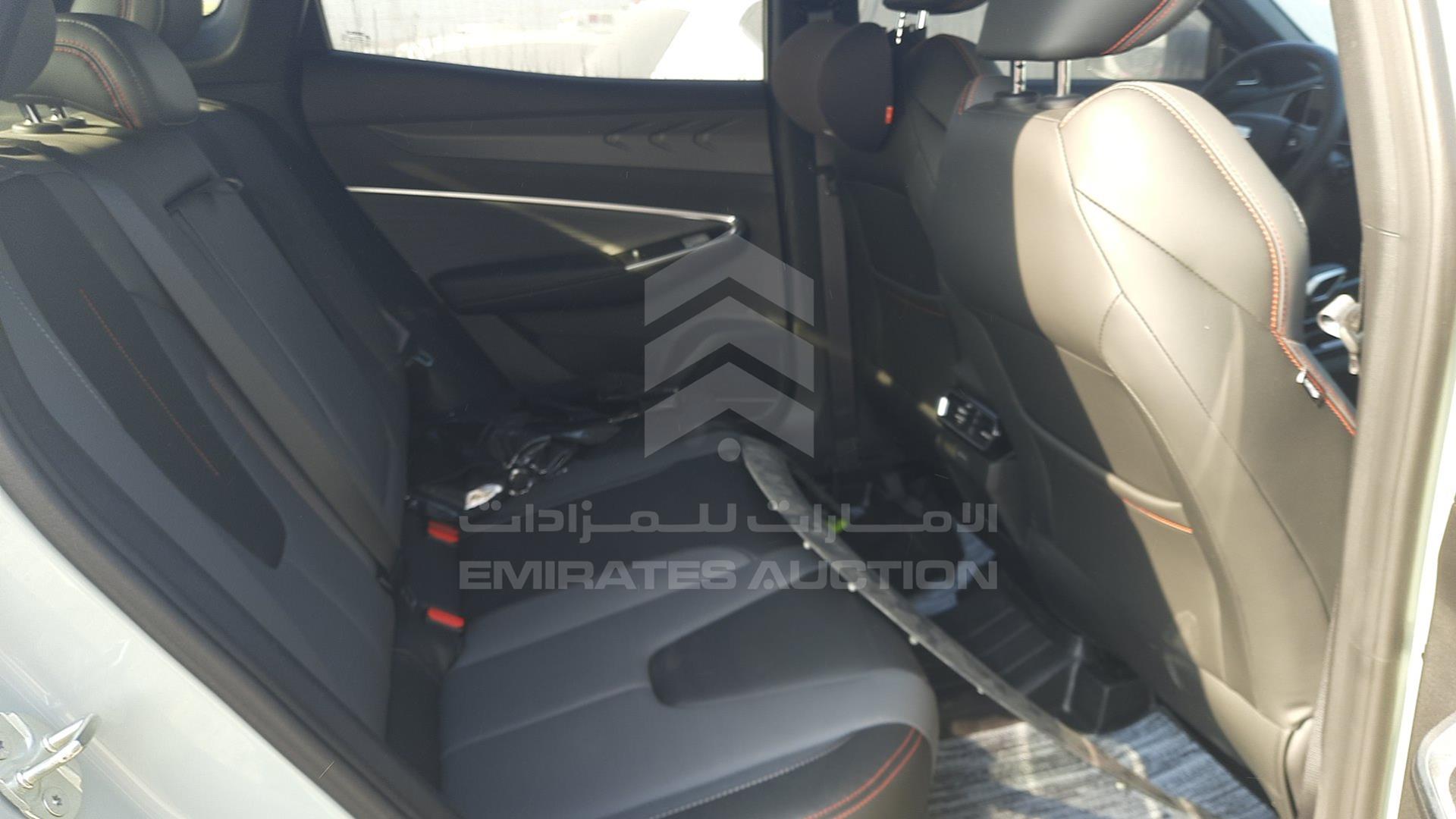 2023 GEELY COOLRAY VIN: LB37722Z8PX305562