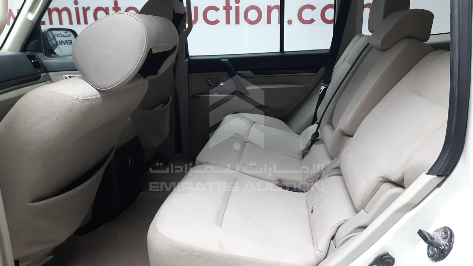 2017 MITSUBISHI PAJERO VIN: JE4MR62N3HJ705986