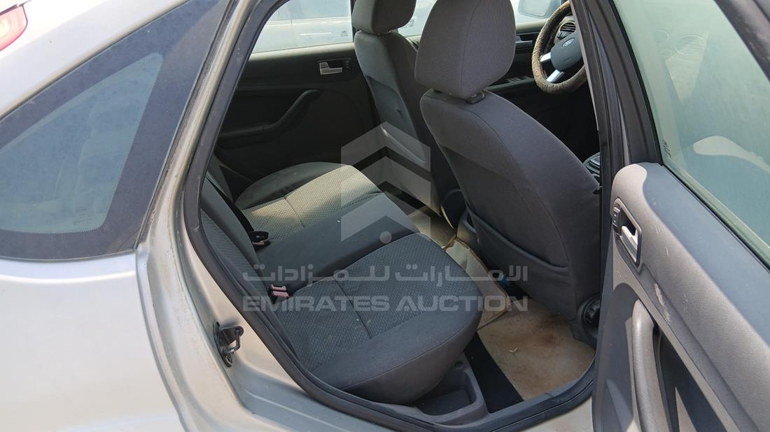 2006 Ford Focus — Rear Right Passenger View — Photo 19