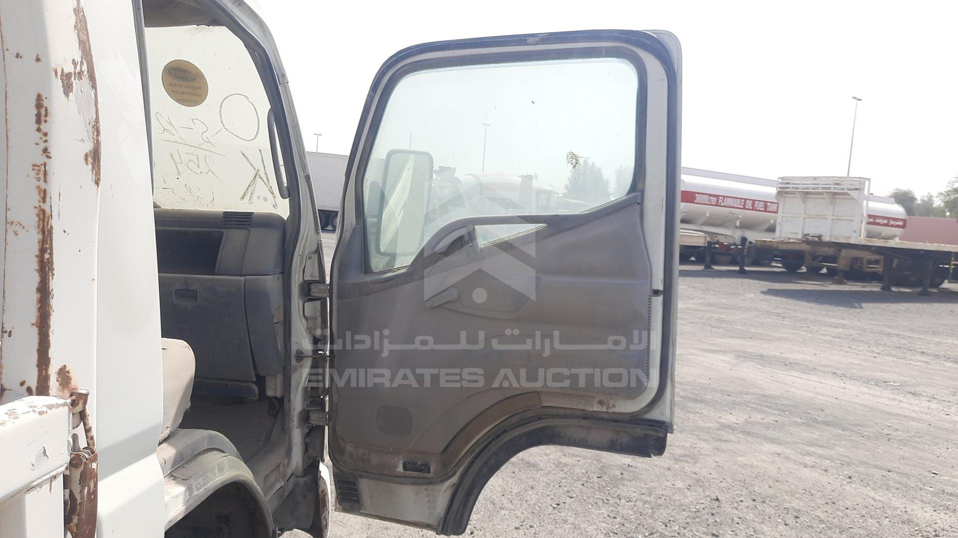 2008 MITSUBISHI CANTER VIN: JL7BCE1J68K008157