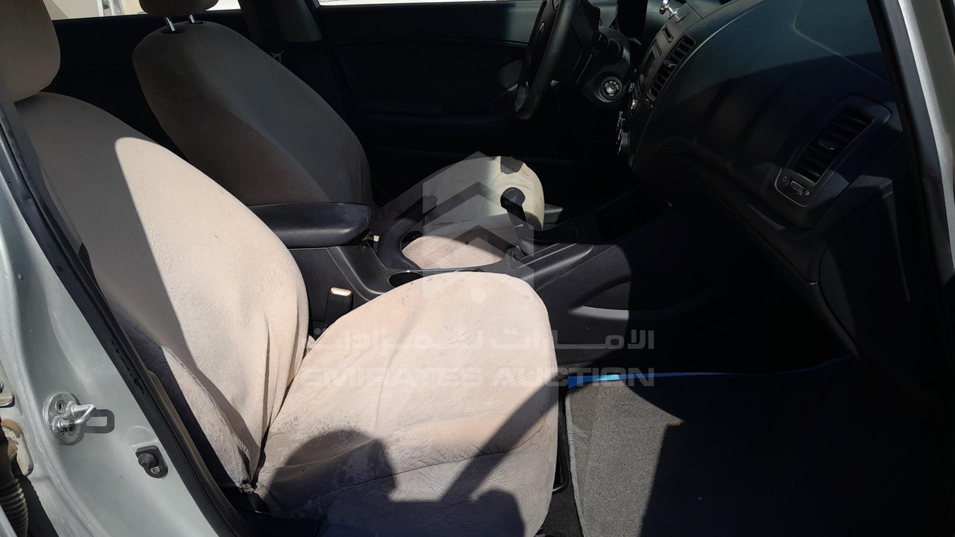 2015 KIA CERATO VIN: KNAFK4113F5212452