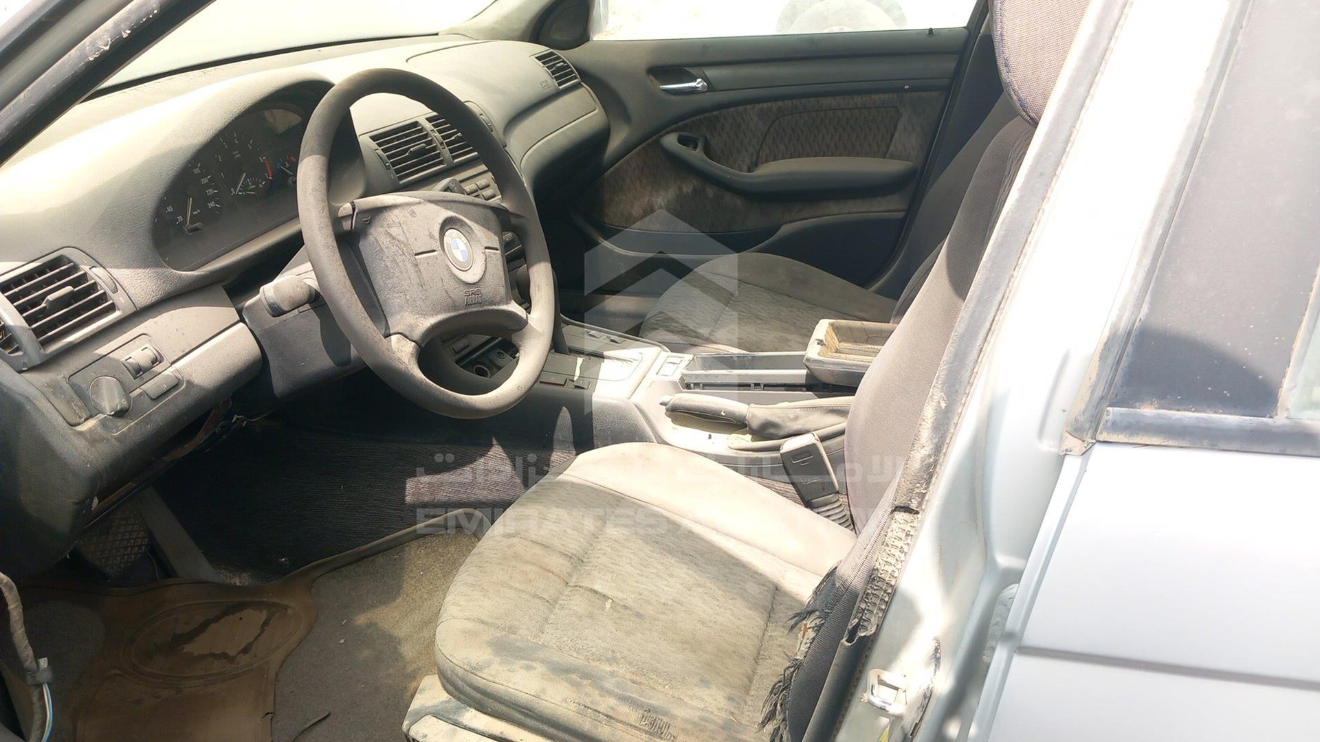 0 BMW 323 I VIN: WBAAL3100XEF96820