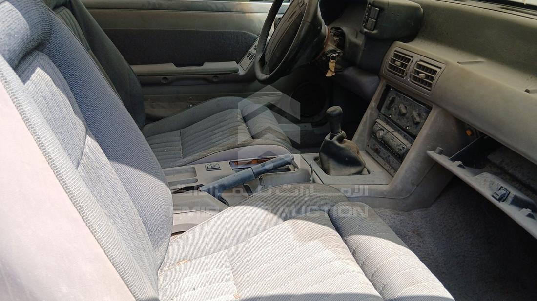 1990 Ford Mustang - Scrap without document — Front Right Passenger Seat View — Photo 20