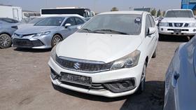 2023 Suzuki Ciaz — Front Left Angle — Photo 6 — Thumbnail