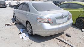 2011 Toyota Camry — Rear Left Angle — Photo 6 — Thumbnail
