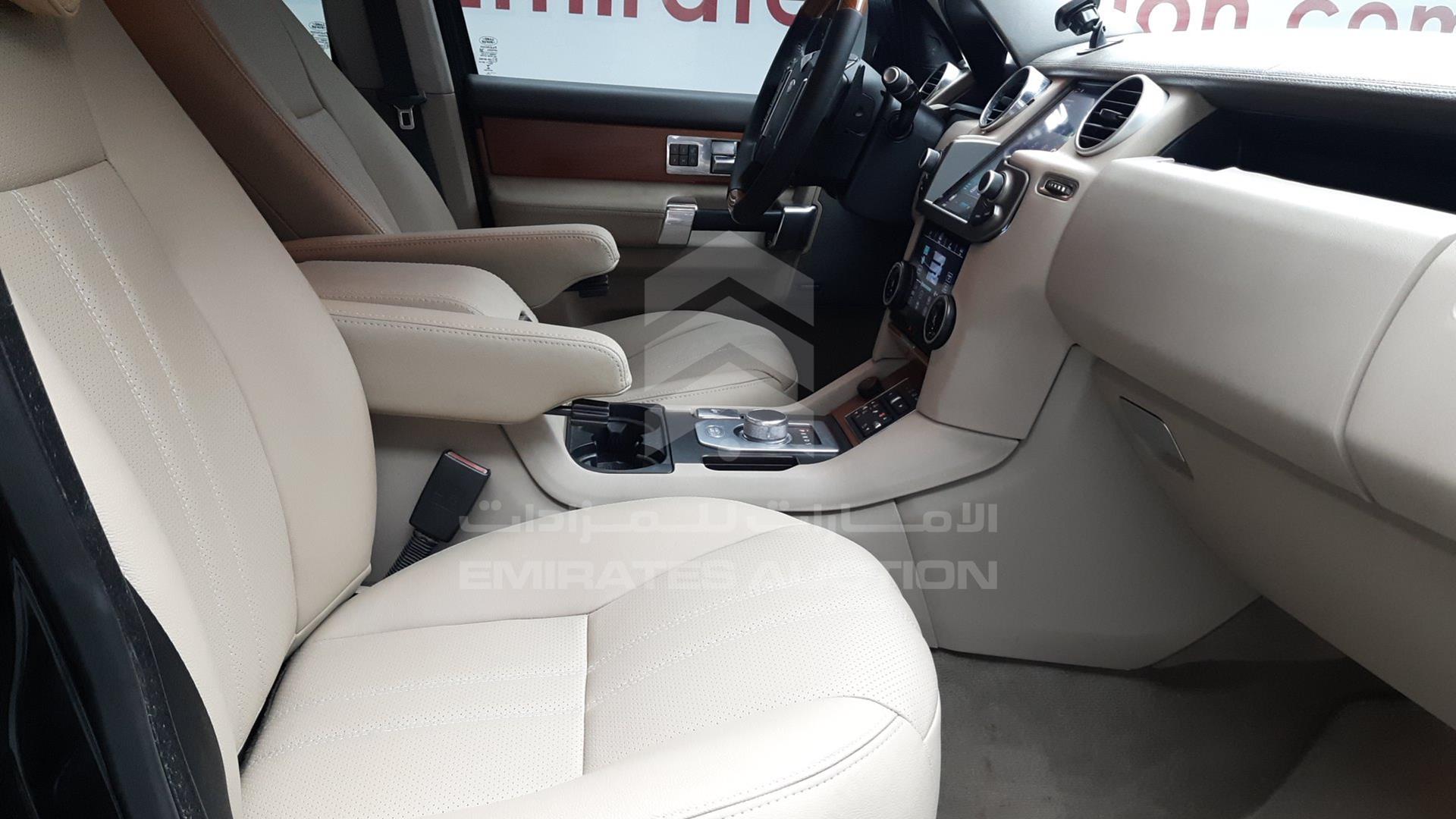 2015 LAND ROVER LR4 VIN: SALLAAAV6FA775622