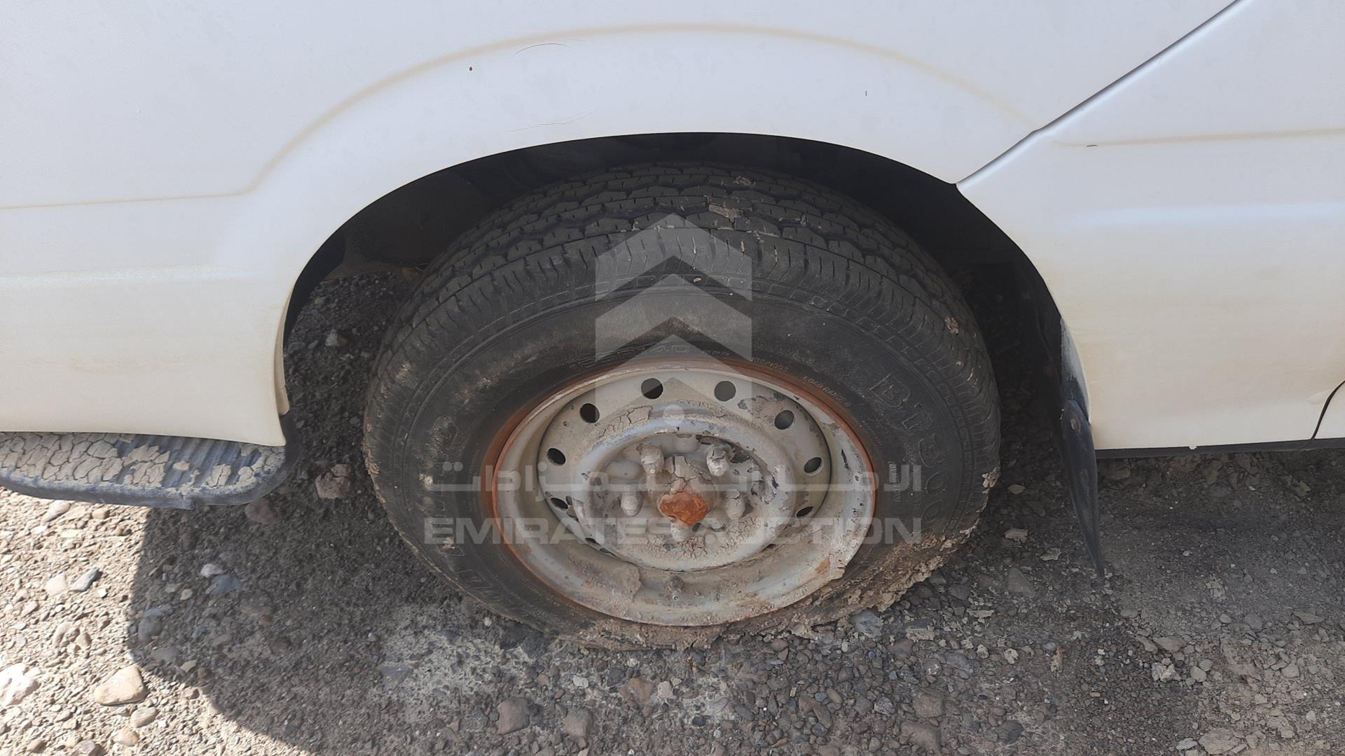 1993 TOYOTA HIACE VIN: RZH1120020535