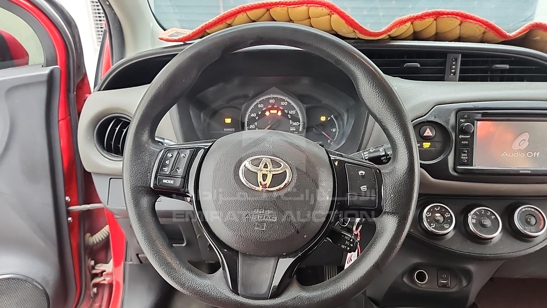 2015 TOYOTA YARIS VIN: VNKKTUD33FA028784