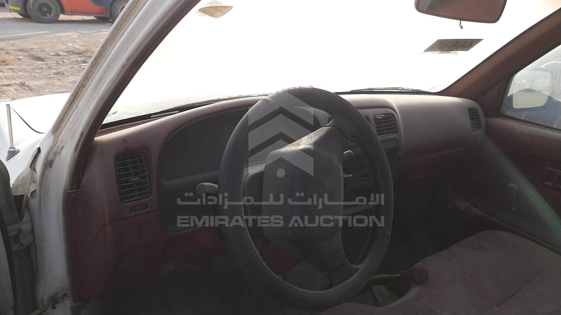 2000 TOYOTA HILUX VIN: JT4AG4265Y0016439