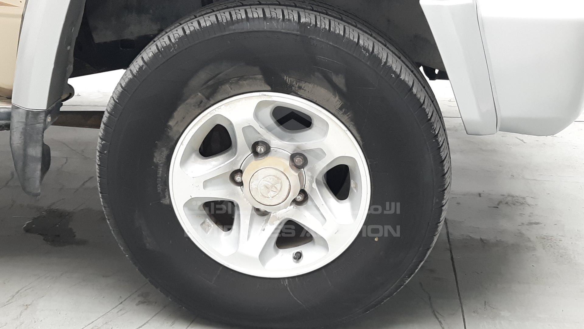 2014 TOYOTA LAND CRUISER VIN: JTFLU73J0E4563183