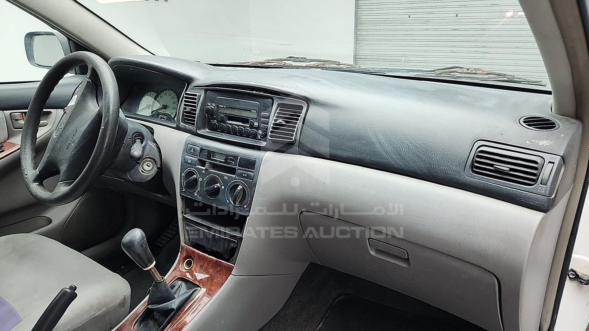 2002 TOYOTA COROLLA VIN: JTDBR23E320074209