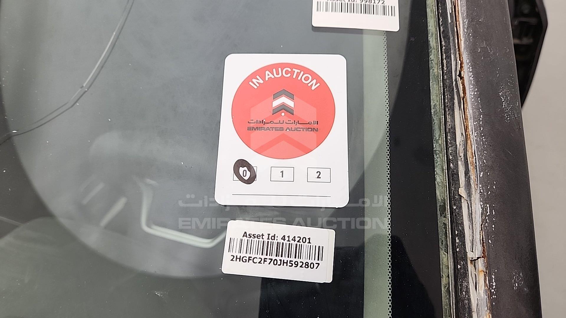 2018 HONDA CIVIC VIN: 2HGFC2F70JH592807