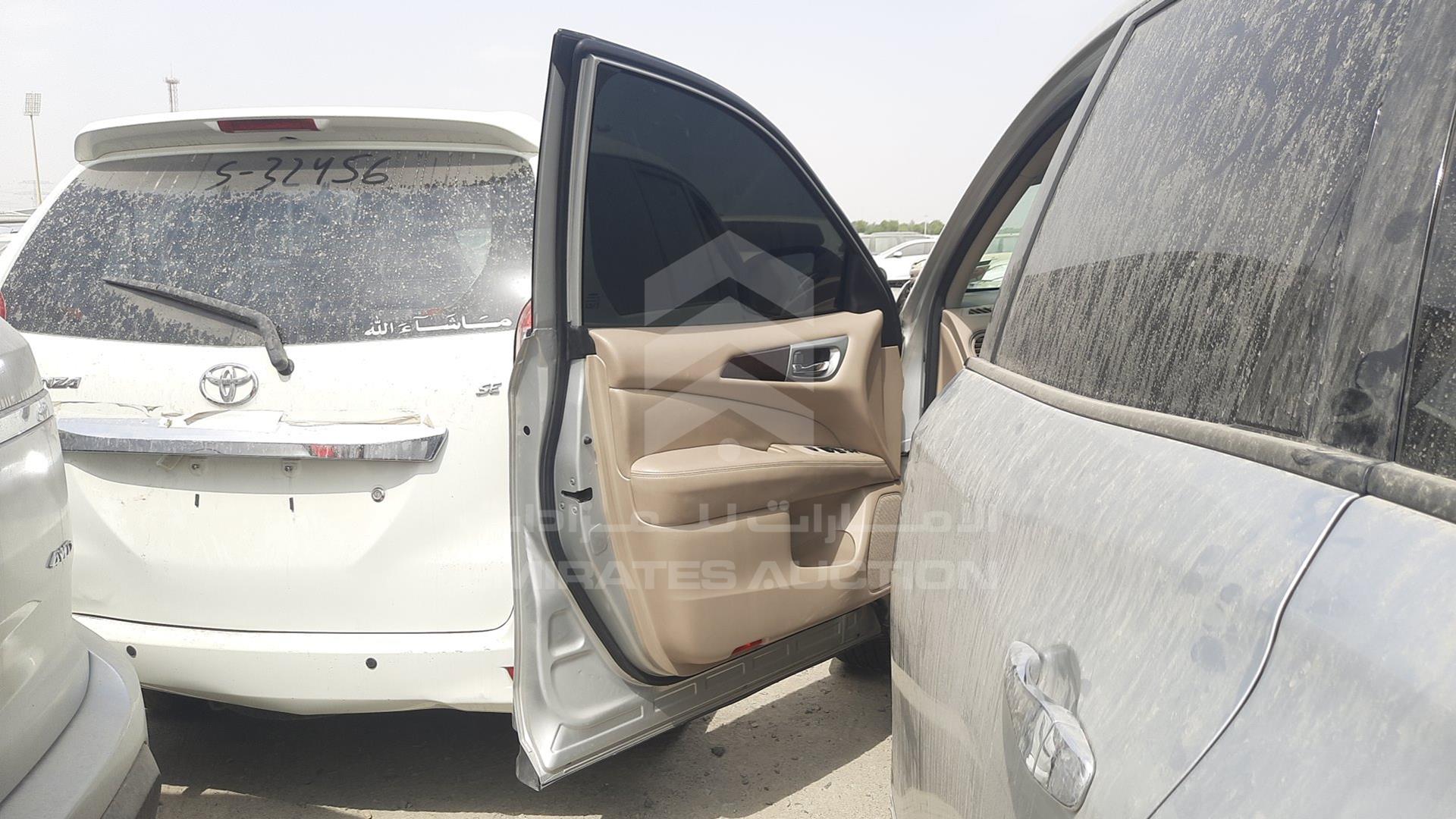2014 NISSAN PATHFINDER VIN: 5N1AR2M72EC621528