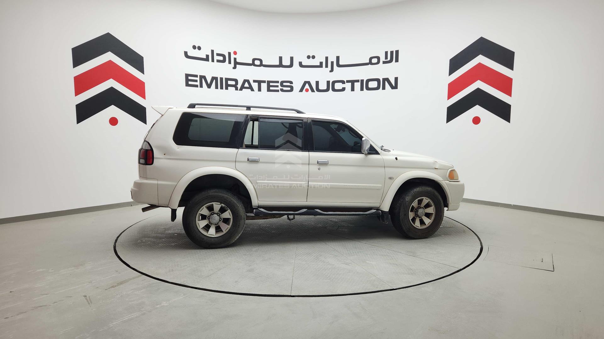 2008 MITSUBISHI NATIVA VIN: JMY0RK9608J738888